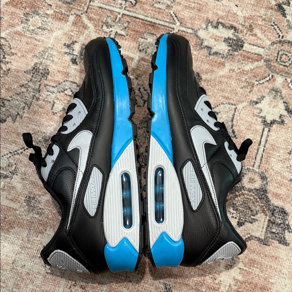 NEVER WORN Nike Men's AirMax 90 Black, Light Grey and Teal Sneakers - Picture 5 of 12